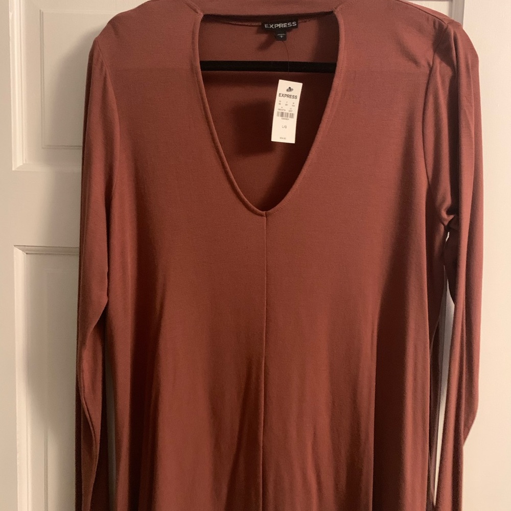 Woman’s long sleeve open front shirt